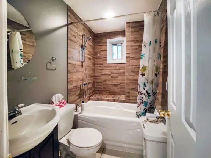 Room for rent – convenient location | St-Michel