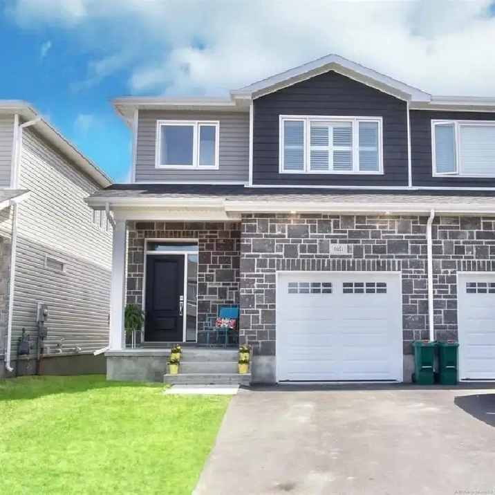 Best Value! Rent 3 bedrooms, 2.5 Bath House in Kingston West
