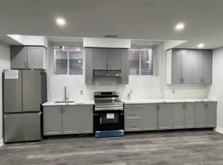 1000 sq. ft New 2 bedroom 9 ft ceiling basement apartment