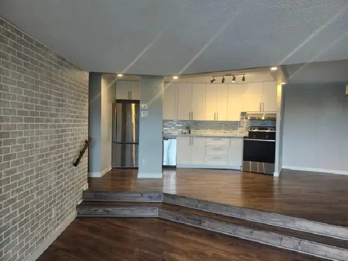 Two Bedroom Condo for rent - 1171 Ambleside Drive