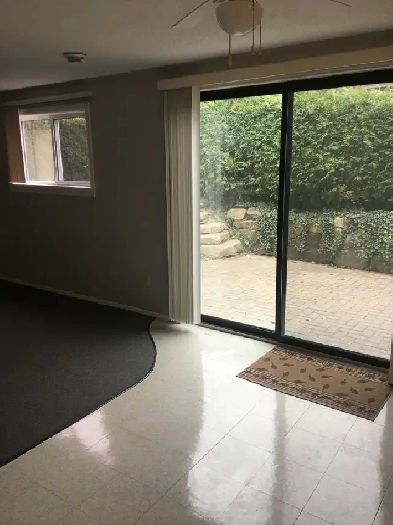 Two bedroom plus office in Simcoe