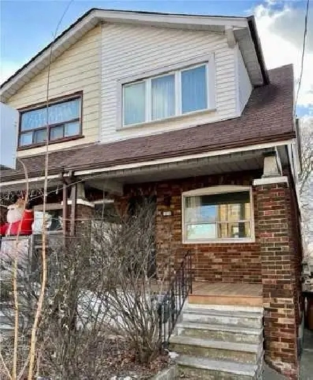 East Downtown (Woodbine/Danforth) ONE bdrm $1475
