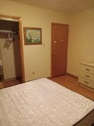 Reduced - PREMIUM LARGE BEDROOM