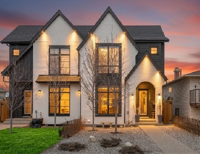 2023 CUSTOM BUILT BOWNESS HOME WITH A LEGAL BASEMENT SUITE