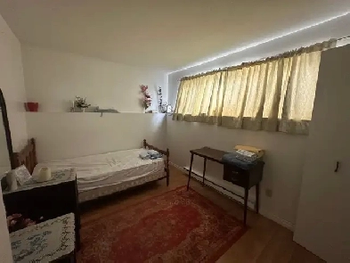 Furnished Private Room - FEMALE ONLY