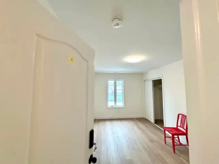 Room Rental near Fairview Mall / Don Mills Station