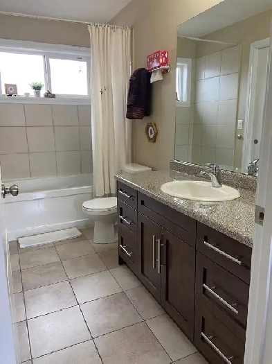 Two Bedroom Duplex near West Edmonton