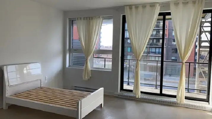 studio neuf à louer à Opus condo