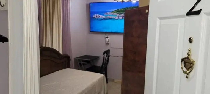 Short term room rental