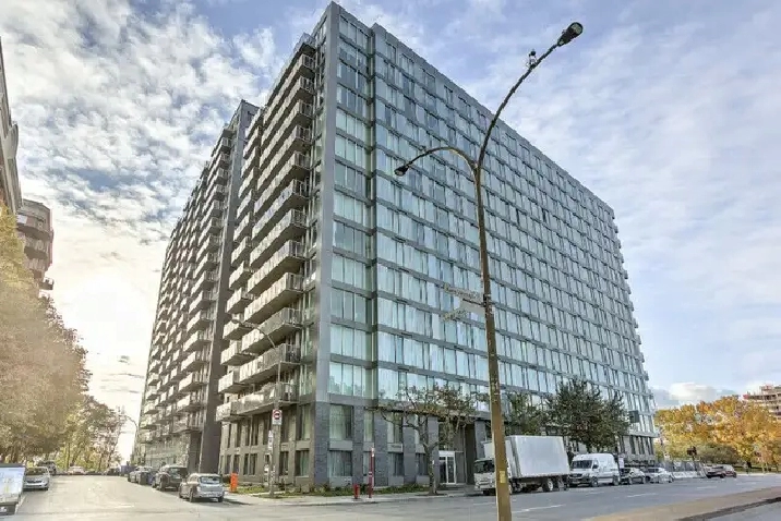 3 ½ luxury Condo, Downtown near métro Guy Concordia