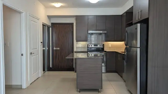 Spacious one bedroom condo for rent in Markham prime location