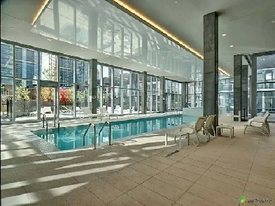 A louer 2 Bedroom DOWNTOWN Condo for Rent