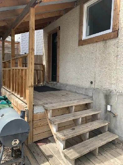 Dow’s Lake Little Italy apt for rent