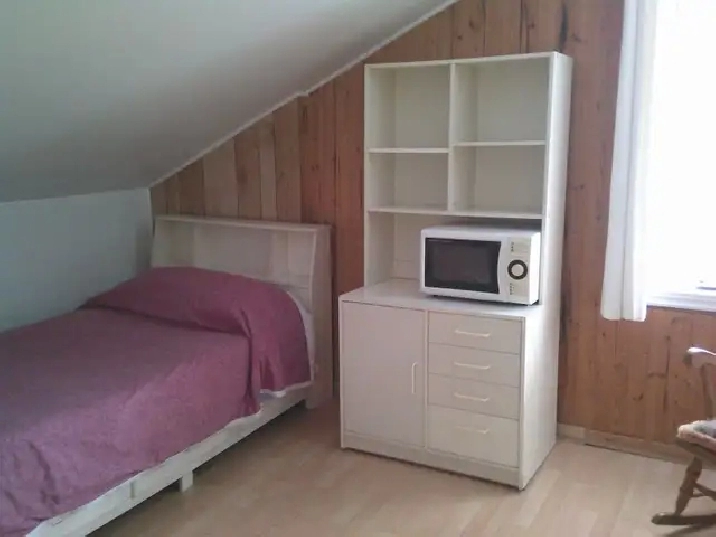 Chambre $550. Longueuil Homme travaillant Non fumeur  30ans