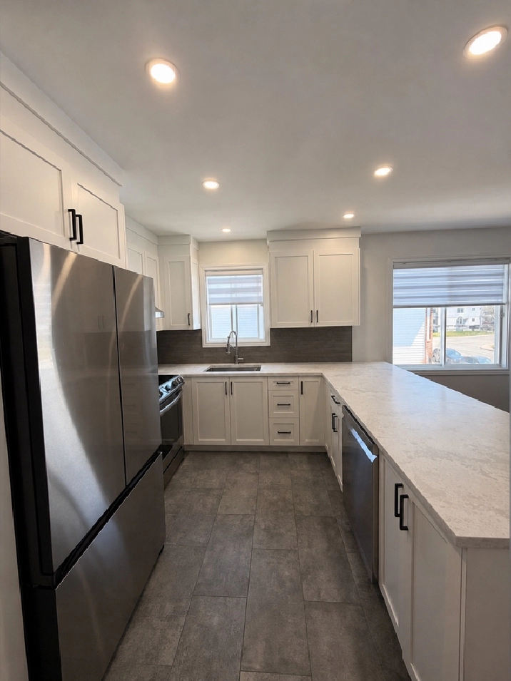 4 1/2 Laval st rose