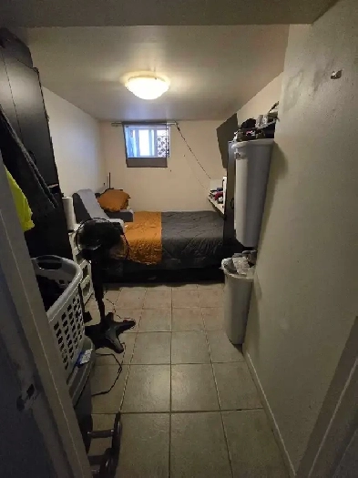1 Bedroom Basement Apartment lease assignment