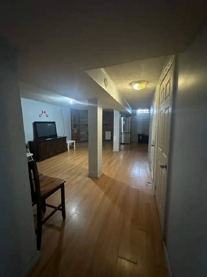 2 Bedroon Basement For Rent!