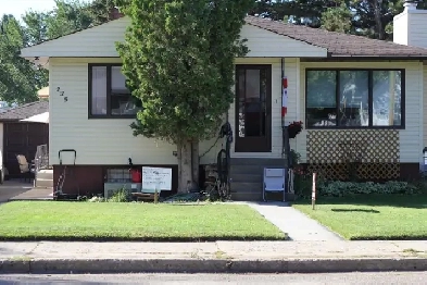 House share. (basement suite) $795.00/month