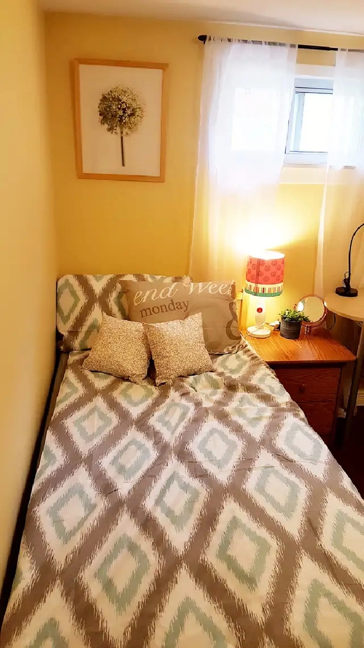 eglinton &birchmount (private room)