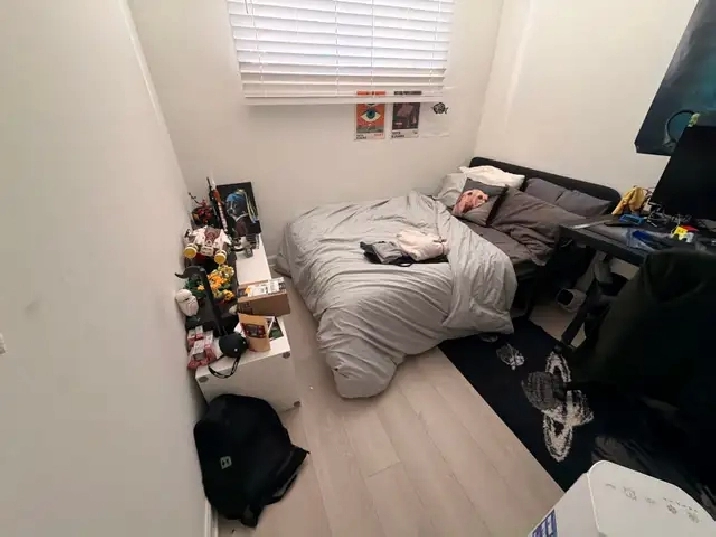 Room available for rent - JUNE 2026