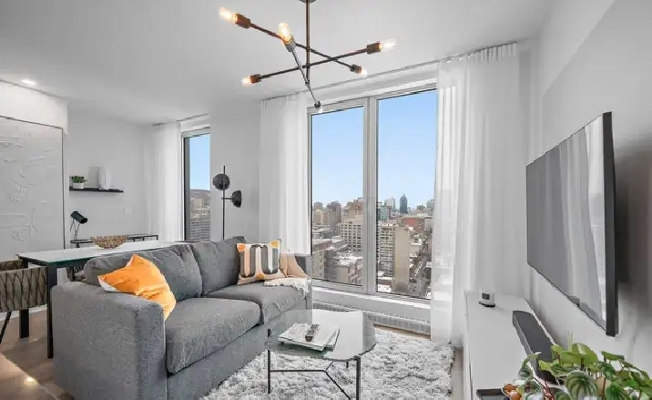 DOWNTOWN MTL FURNISHED EXECUTIVE CONDO, POOL, GYM