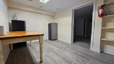 Room for Rent near Don Mills Subway & Sheppard!