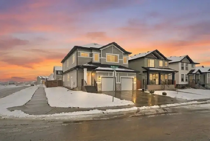 House with suite for sale in Blackfalds