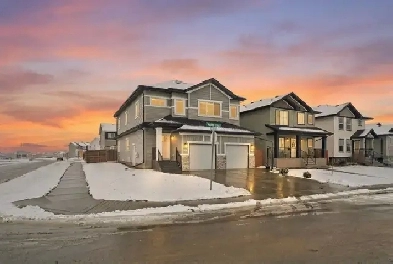 House with suite for sale in Blackfalds