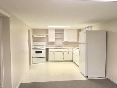 Spacious Basement Unit Right By The Iron Horse Trail