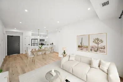 LUXURY 2 Bed 2 Bath! Located In Garden City!