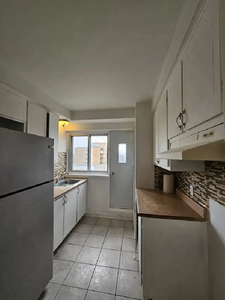 4 1/2 apartment for rent - Boulevard Henri-Bourassa E