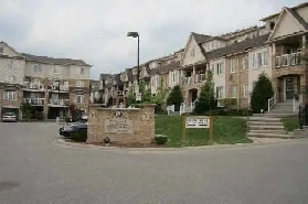 2 Beds 1 Bath Townhouse-$2,200. CALL (416) 464-7228