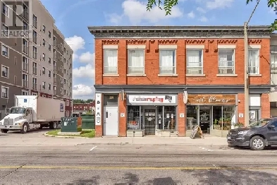 COMMERCIAL SPACE FOR LEASE (6 MONTHS FREE RENT)
