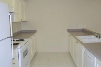 super clean quiet safe two bedroom top corner floor