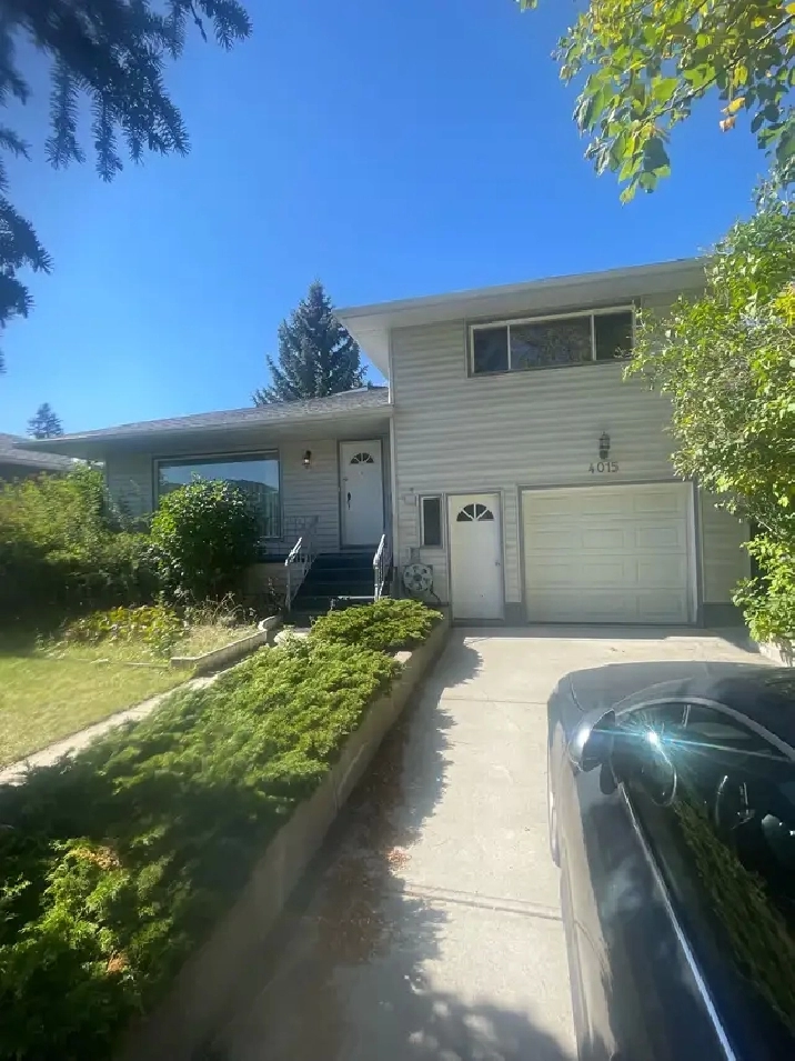 4BR House for Rent in NW Calgary