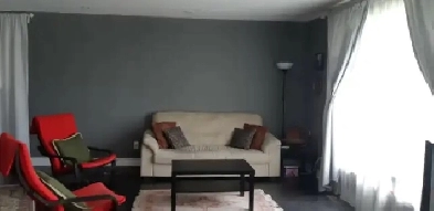 3 Bedroom House, Mainfloor, Close to York University for Student