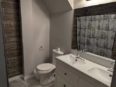 Charming 1-Bedroom Main-Floor Apartment – Downtown Kitchener