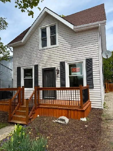 HOUSE FOR SALE BY OWNER IN STRATFORD ONTARIO