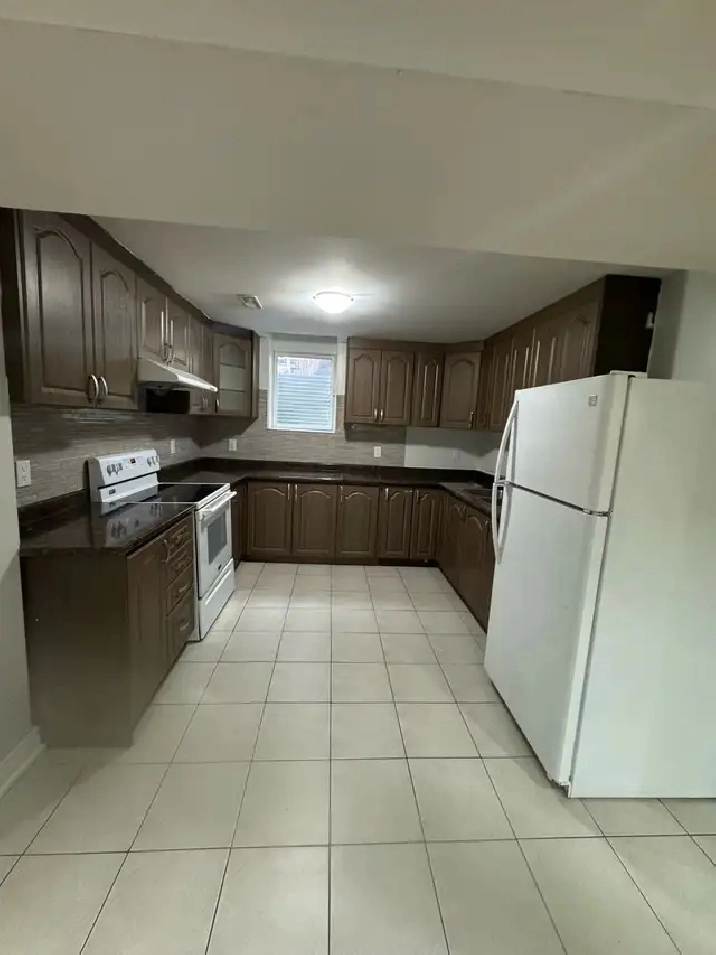 LEGAL 2 BEDROOMS BASEMENT FOR RENT