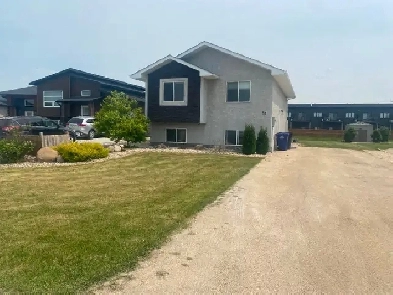 4 Bed 2 Bath House for Rent - Blumenort