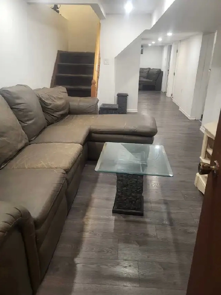 2 bedroom furnisced basement for rent
