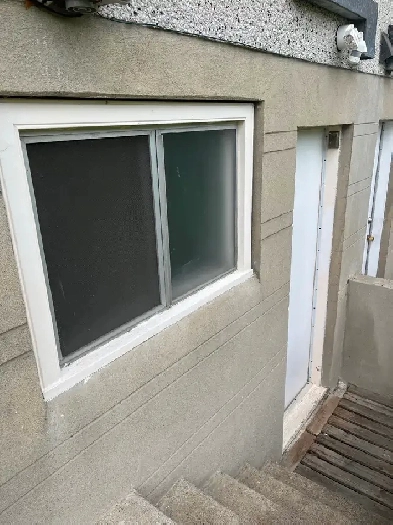 UPDATED BACHELOR SUITE IN CASTLEGAR