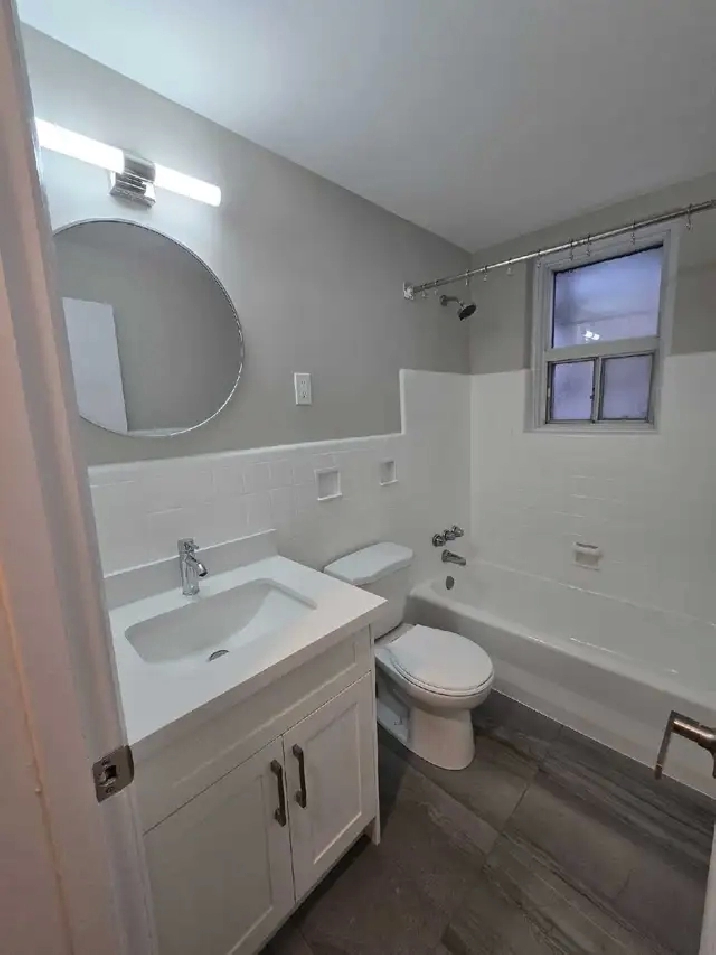 Bachelor apartment available June 1st!