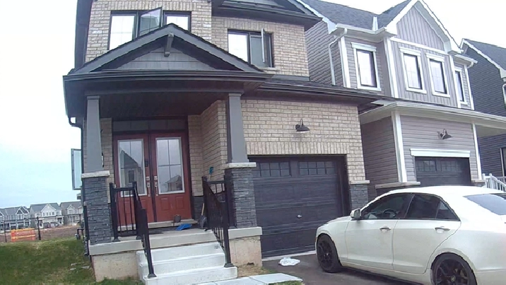 Premium 3 BR / 2.5 BA Home for Lease (July 1) – Port Crescent, W