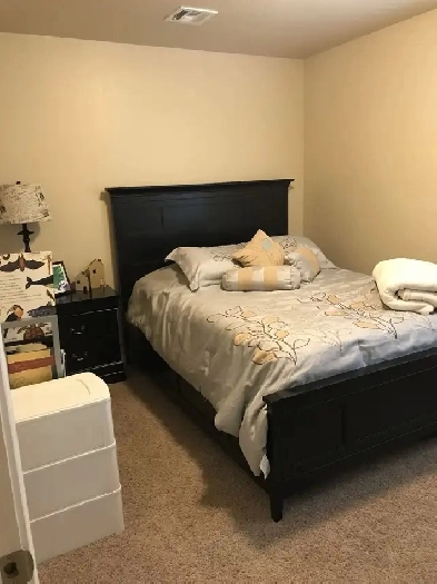 Furnished room for rent for couple