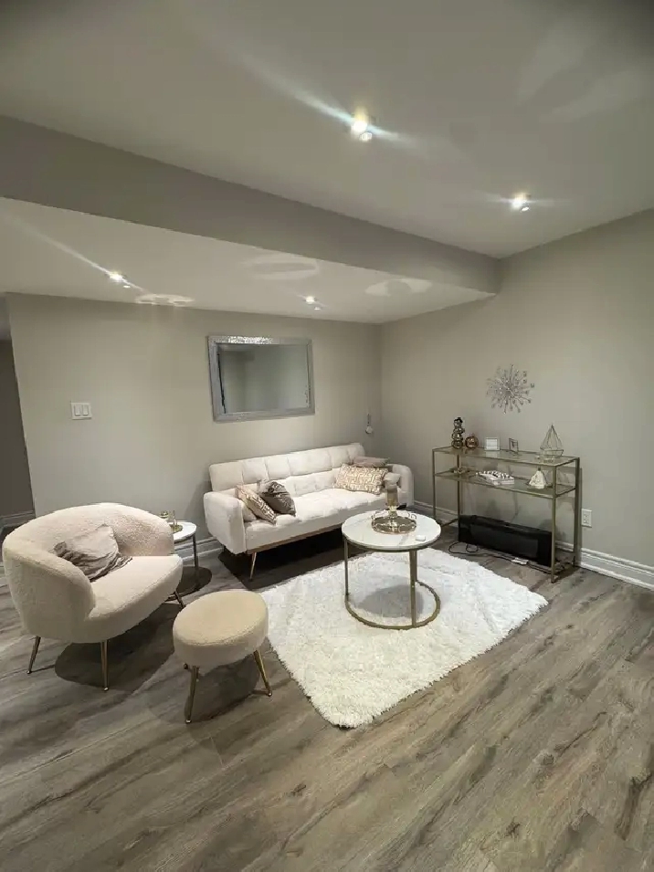 LEGAL - 1 Bed, 1 Bath Basement Brampton