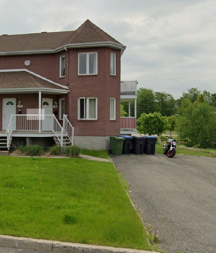 Très beau 4 1/2, Lévis 2e étage, 2 parkings LIBRE