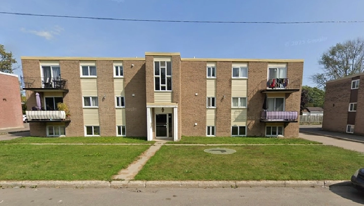 Très beau 3 1/2, Beauport, demi sous-sol, WIFI