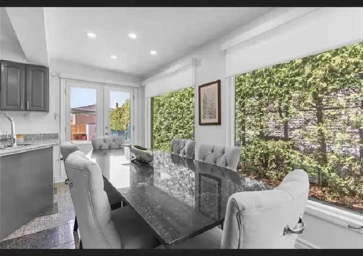 PRIVATE ROOM ( UPPER LEVEL) FOR RENT IN MALTON