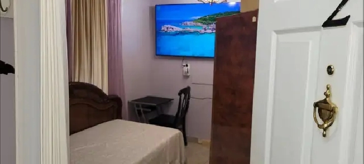 Short term room rental